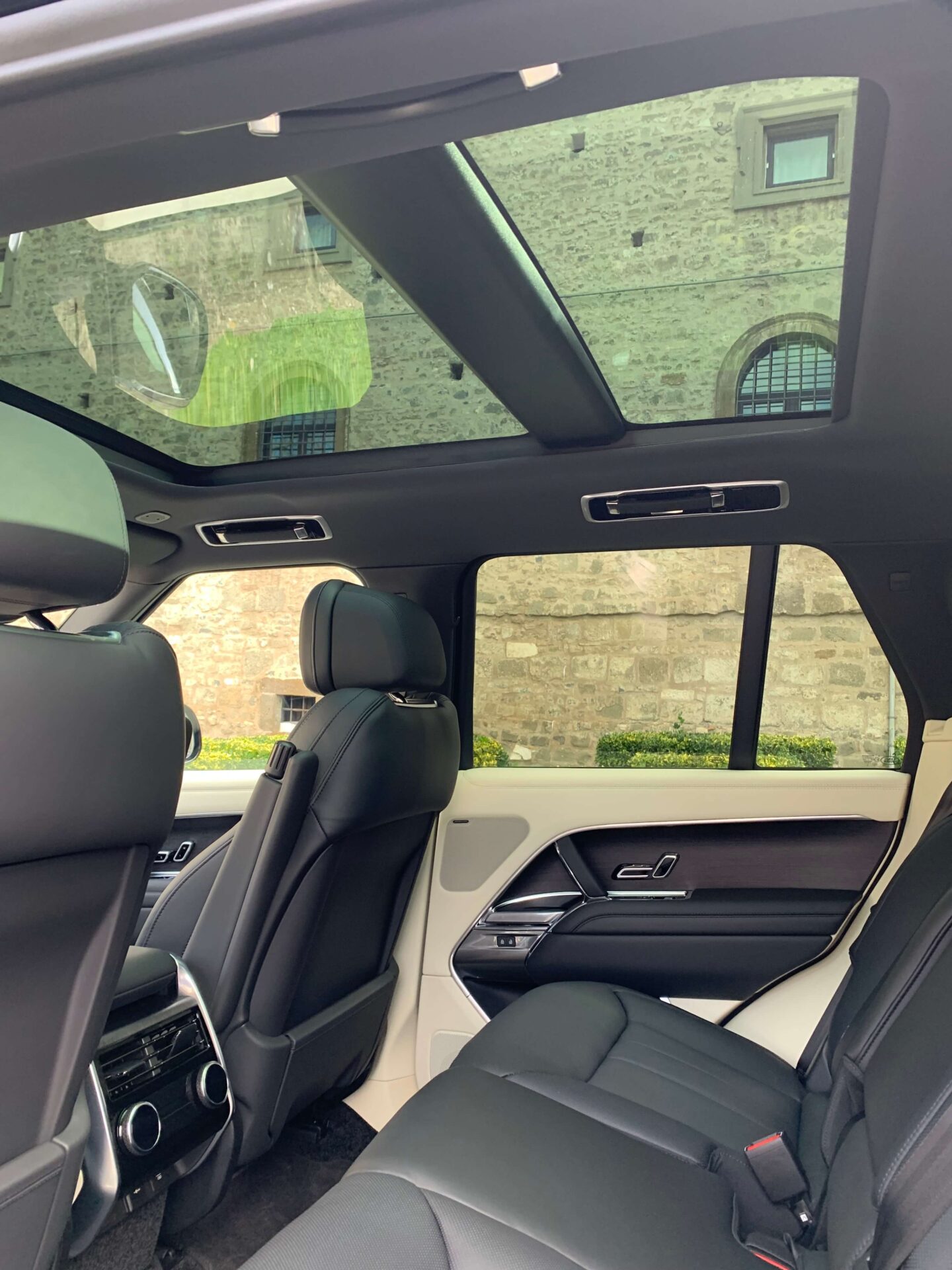 range rover autobiograpghy interior - rent in saint moritz