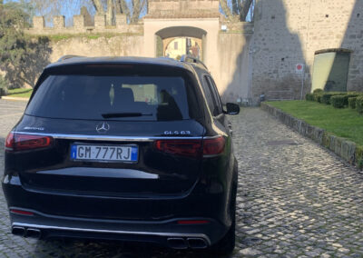 rent a mercedes gls63 amg in rome for a luxury tour