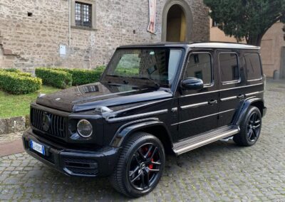 4 reasons why business people should rent a Mercedes G63 AMG in Rome for work-related travel